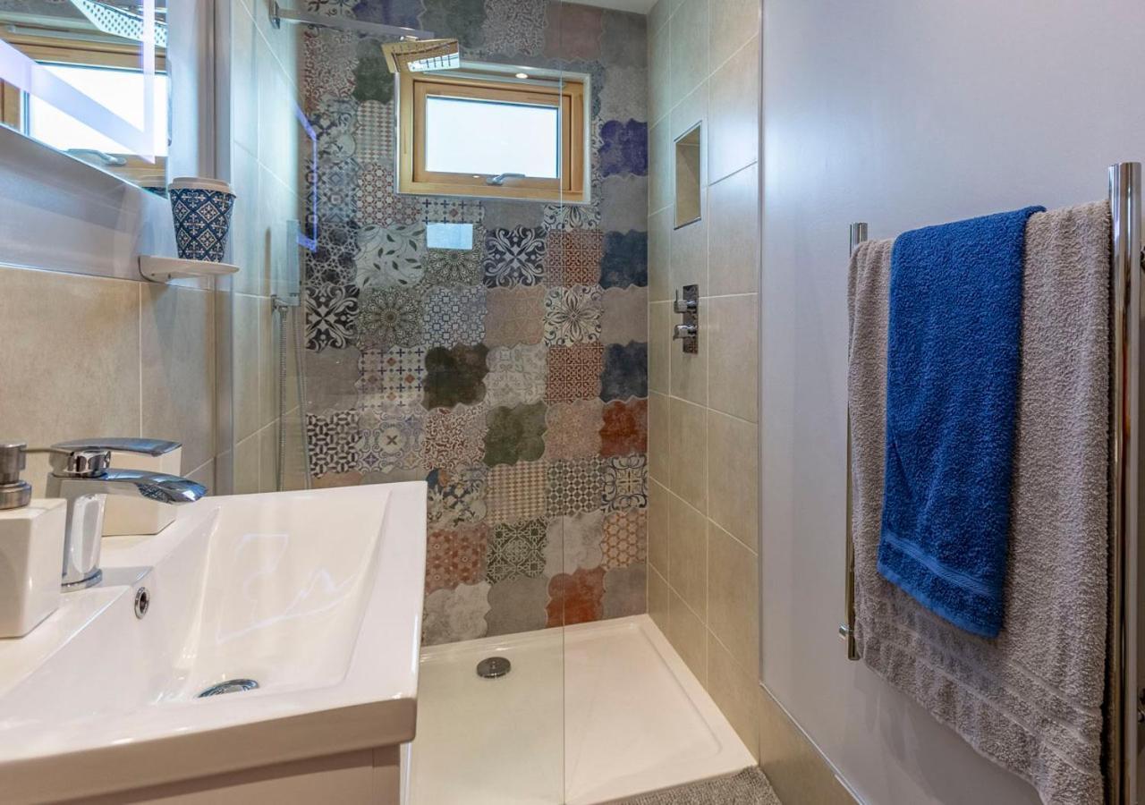 Stones Throw Studio Apartment Bude Cornwall エクステリア 写真